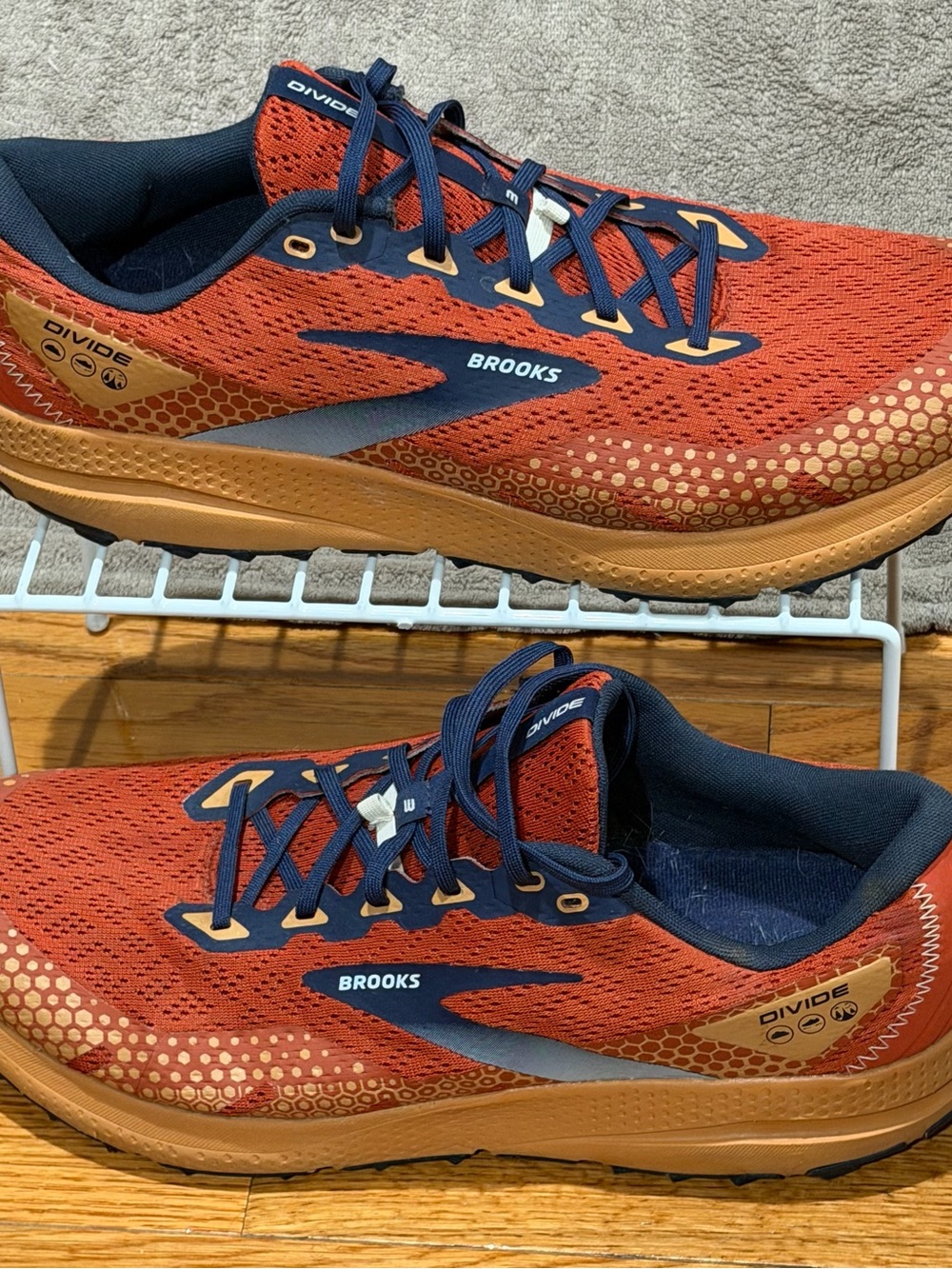 Brooks Divide 3 Trail Running Shoes Burnt Orange Mens Size 14 D Hiking Gorpcore